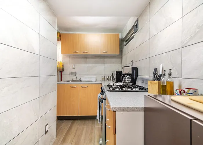T301 - 1 Bedroom - 1 Bth