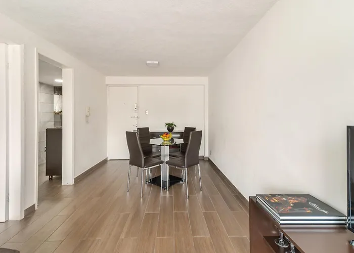 T301 - 1 Bedroom - 1 Bth